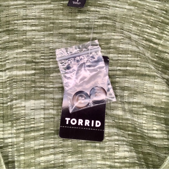 💚TORRID NWT Green Cardigan - Cropped 1X - Picture 9 of 10